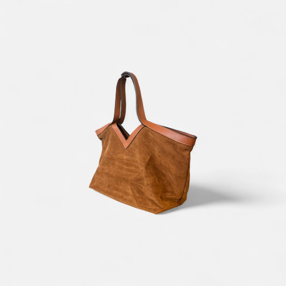 Tote V ante camel