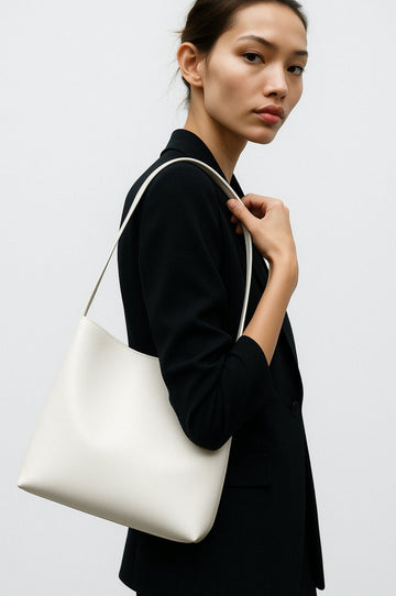 Bolso de hombro de piel elegante