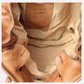 Bolso piel lavada camel de mano con doble solapa y cierre de llave, 100% piel vacuno natural, tacto suave, forrado con compartimentos.
