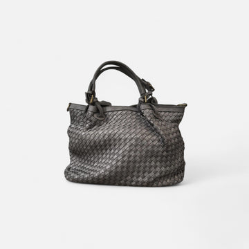 Bolso trenzado  mano gris