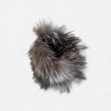 Cuello pelo natural ceniza