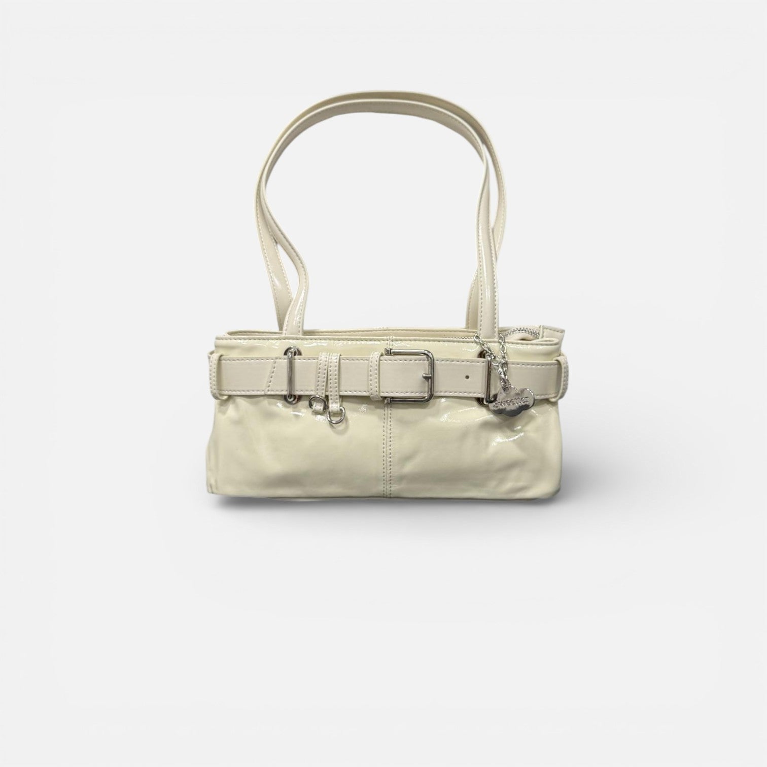 Bolso de hombro para mujer en acabado brillante color beigge