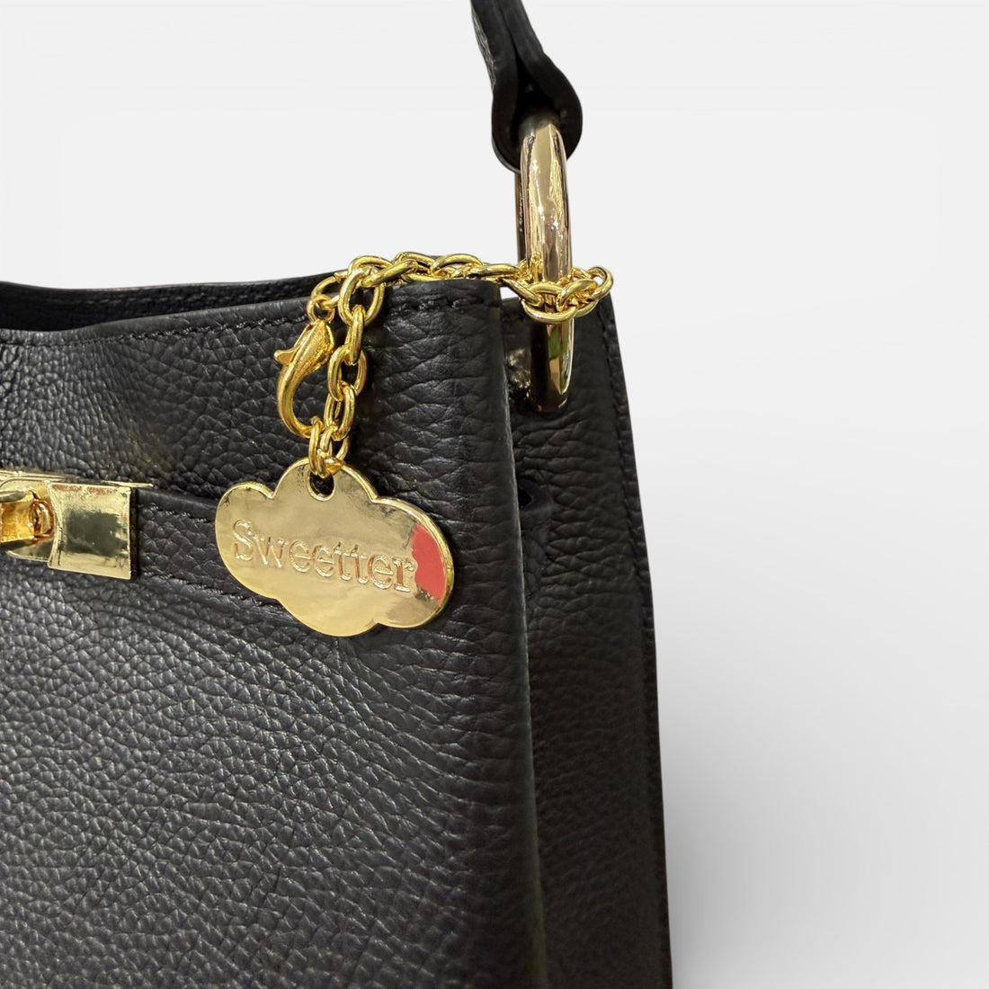 Bolso de hombro candado negro