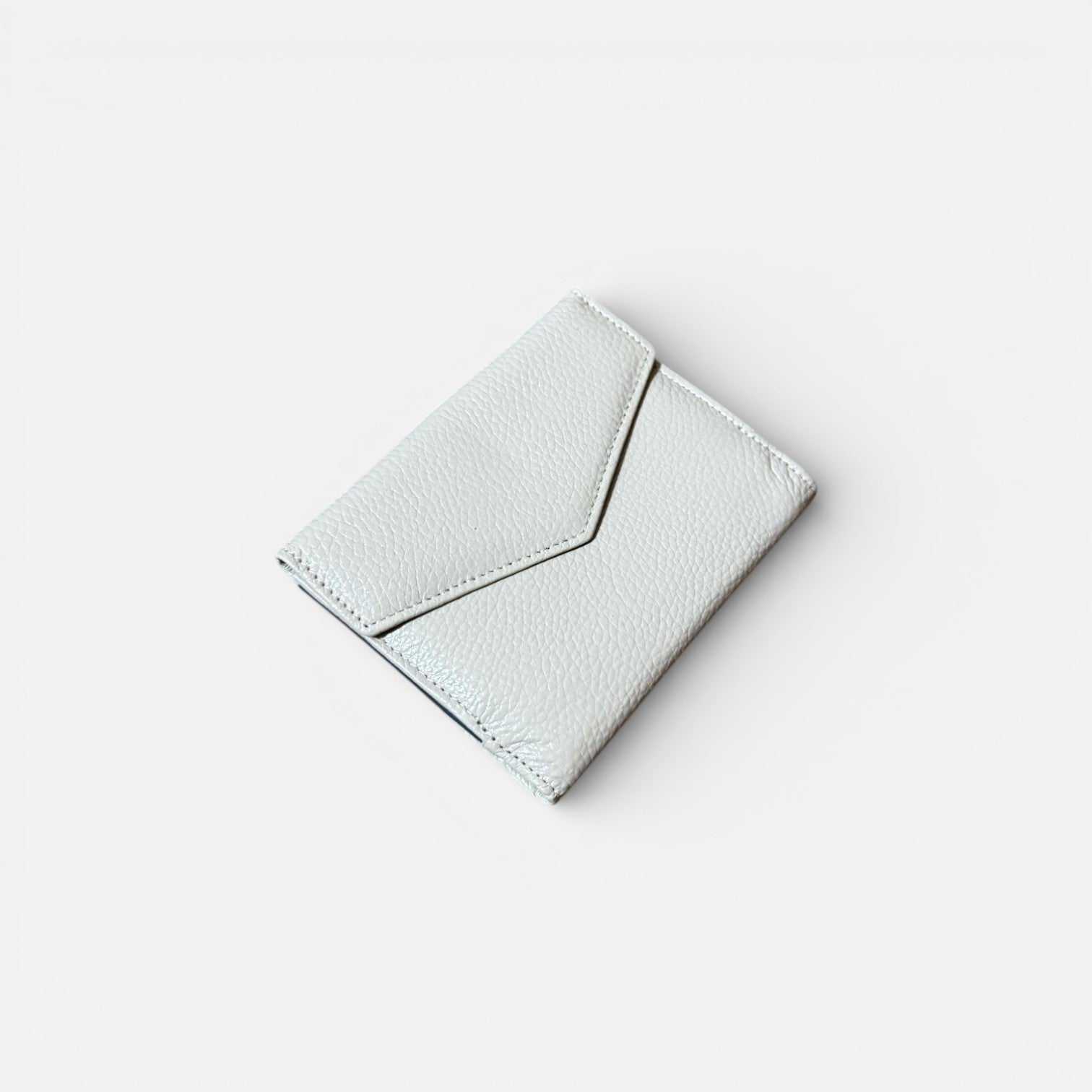 cartera de piel para mujer con cierre estribo decorativo tamaño grande