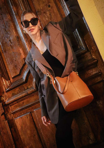 Bombonera cubo camel